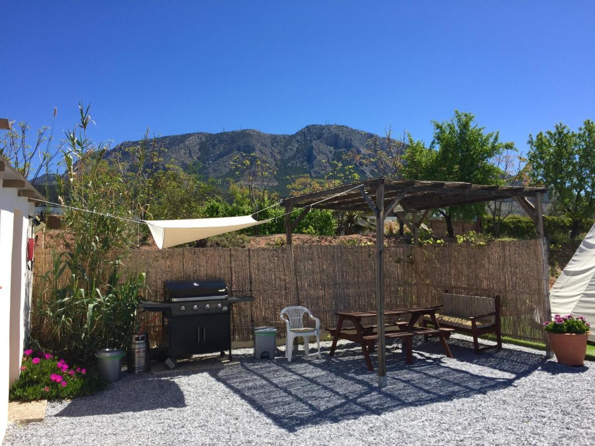 Glamping Casa Bella Teepees *