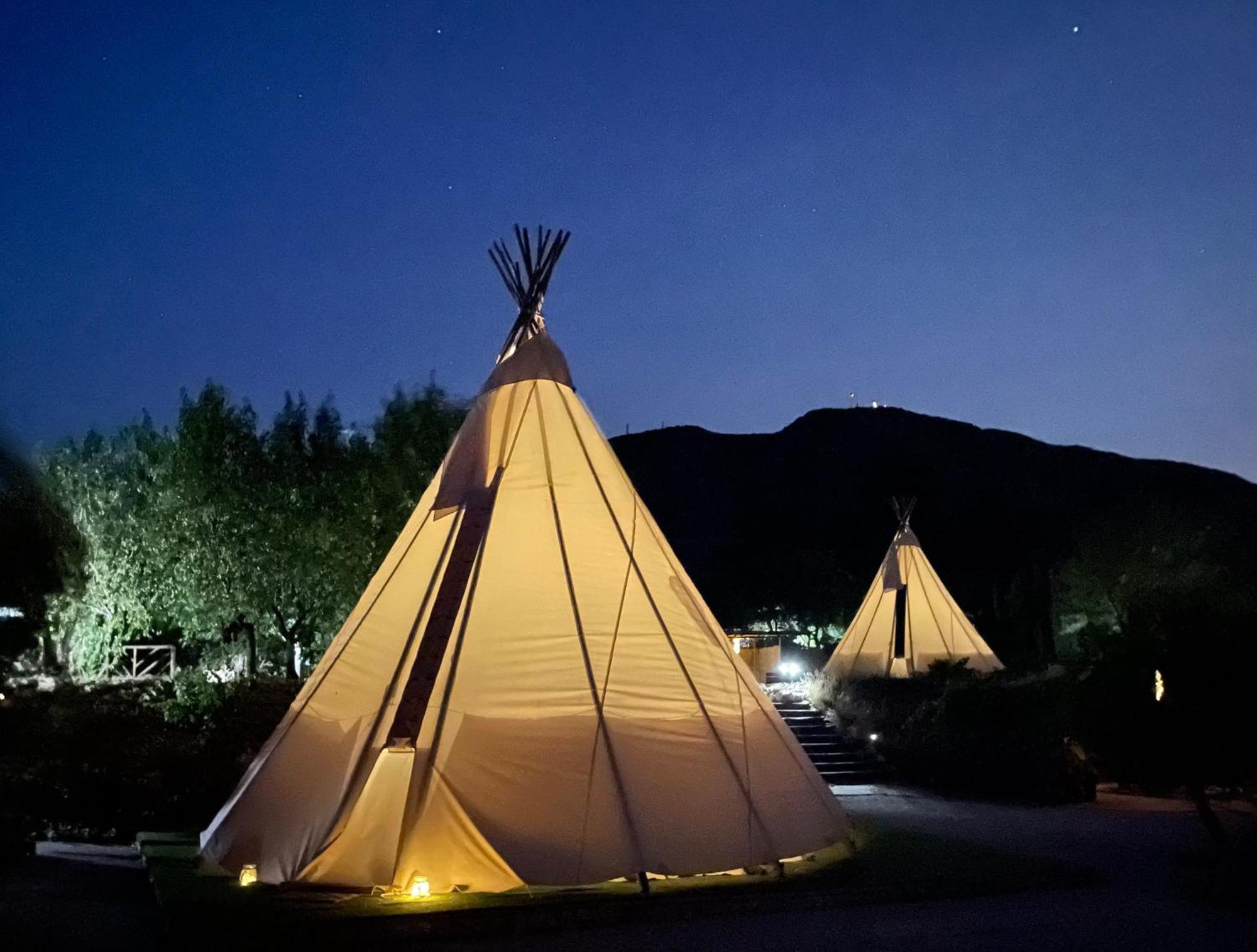 Casa Bella Teepees * Zújar